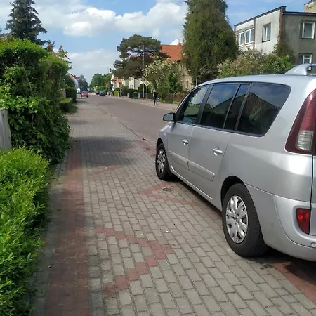 Apartament Z Ogrodem- 10 Min Do Plazy